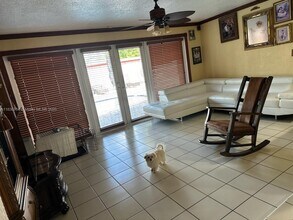 5790 W 13th Ave in Hialeah, FL - Building Photo - Building Photo