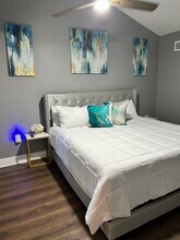 279 Chatsworth St in Baton Rouge, LA - Foto de edificio - Building Photo