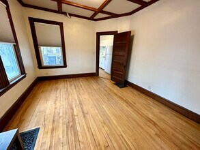 40 Silver St, Unit 1 in Waterville, ME - Building Photo - Building Photo
