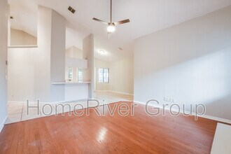 733 Swaying Palm Dr in Apopka, FL - Building Photo - Building Photo