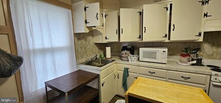 1024 N Pearl St in Bridgeton, NJ - Building Photo - Building Photo