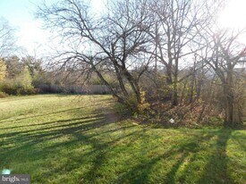 2918 Packer St in Winchester, VA - Building Photo