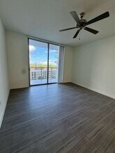 1776 Polk St in Hollywood, FL - Building Photo - Building Photo