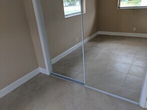 64 Becker Dr in North Fort Myers, FL - Building Photo - Building Photo