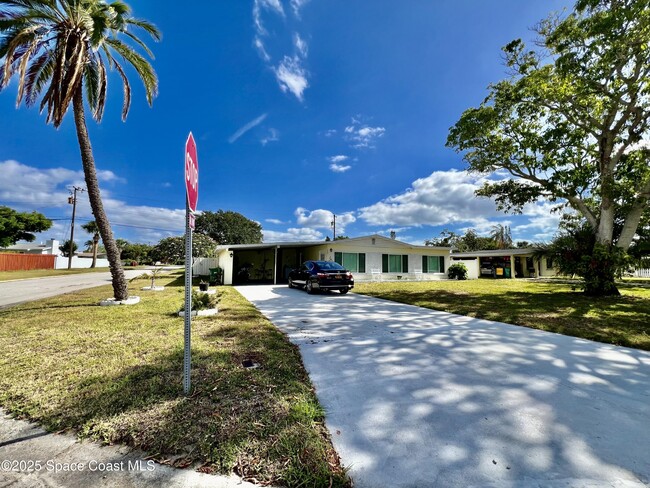 1450 Anchor Ln in Merritt Island, FL - Building Photo - Building Photo