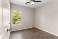 10309 Teneha Dr photo'