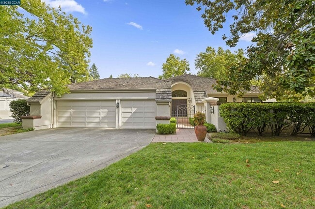 51 Deer Meadow Ln
