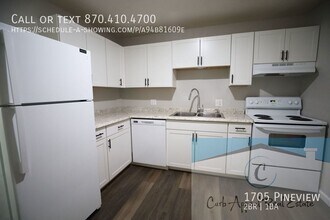 1705 Pineview St in Jonesboro, AR - Building Photo - Building Photo