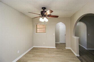 309 S Morgan Dr in Moore, OK - Building Photo - Building Photo