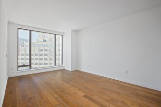 99 Hudson St in Jersey City, NJ - Building Photo - Building Photo
