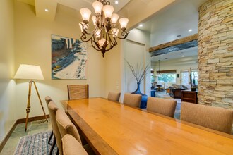 549 Regents Gate Dr in Henderson, NV - Building Photo - Building Photo