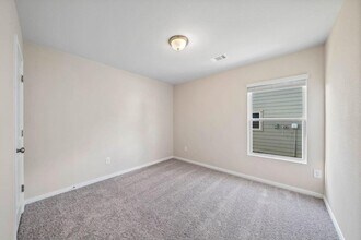 103 Bering Dr in Huntsville, TX - Building Photo - Building Photo