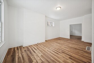 172 E Mayland St in Philadelphia, PA - Building Photo - Building Photo