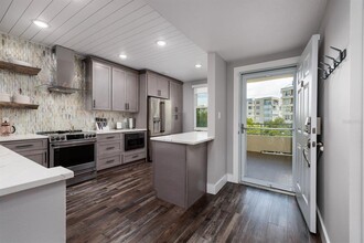 7932 Sailboat Key Blvd S in South Pasadena, FL - Building Photo - Building Photo