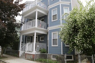 47 St Margaret St, Unit #2 in Boston, MA - Building Photo - Building Photo