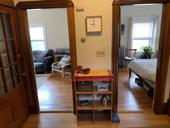 310 Market St, Unit #2 in Boston, MA - Building Photo - Building Photo
