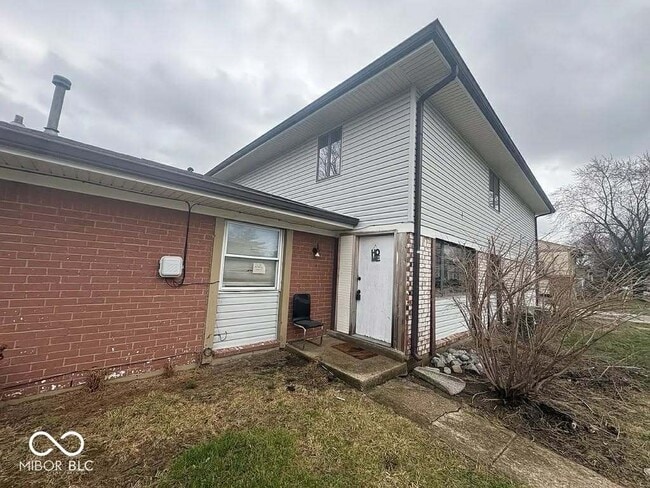 property at 3281 Lupine Dr