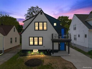 310 E Harry Ave in Hazel Park, MI - Building Photo - Building Photo