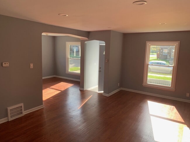 4800 Harvard Rd in Detroit, MI - Building Photo - Building Photo