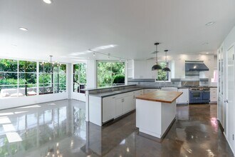 650 Baldwin Ct in Sierra Madre, CA - Building Photo - Building Photo