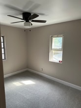 2569 E Midlothian Blvd in Struthers, OH - Building Photo - Building Photo