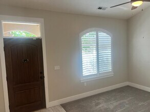 564 Spring Meadow Ln in Farmington, UT - Building Photo - Building Photo