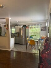 1804 Holly St in Austin, TX - Building Photo - Building Photo