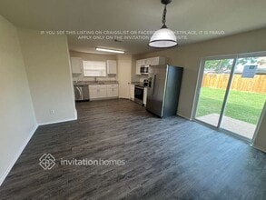 5511 Rio Ramos St in Rosharon, TX - Building Photo - Building Photo