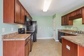 404 Birdstone Dr in Smyrna, TN - Building Photo - Building Photo