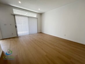 450 Shadowgraph Dr in San Jose, CA - Building Photo - Building Photo