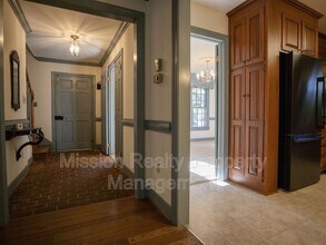 7580 Rockfalls Dr in Richmond, VA - Foto de edificio - Building Photo