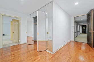 1140 Old Mill Rd in Hinsdale, IL - Building Photo - Building Photo