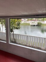 1703 San Remo Cir in Homestead, FL - Building Photo