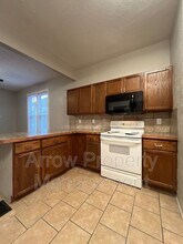 918 S 10th St in Lincoln, NE - Building Photo - Building Photo