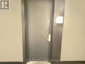 55 Duke St W in Kitchener, ON - Building Photo - Building Photo