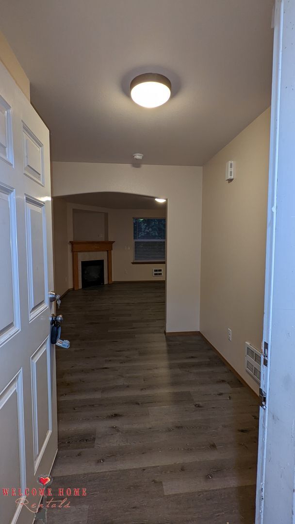 18325 Lofts Ct SE in Yelm, WA - Building Photo - Building Photo