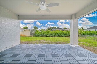8353 Trillium Rd in Ft. Myers, FL - Building Photo - Building Photo