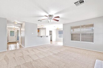 1514 Royce Ln in Cedar Park, TX - Foto de edificio - Building Photo