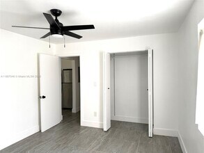 1184 NE 112th St in Miami, FL - Building Photo - Building Photo