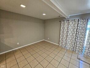 6312 Commons Dr in Indianapolis, IN - Building Photo - Building Photo