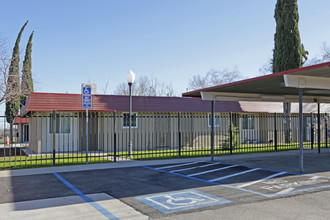 Mendota Apartments in Mendota, CA - Building Photo - Building Photo