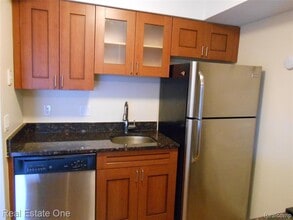 2830 Davison Ave in Auburn Hills, MI - Building Photo - Building Photo