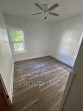2758 Monroe St in Toledo, OH - Building Photo - Building Photo