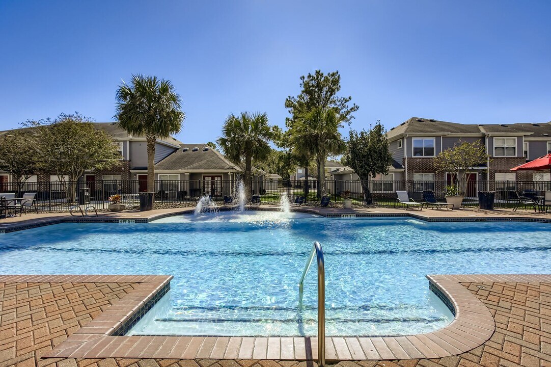 Park at Humble in Humble, TX - Foto de edificio