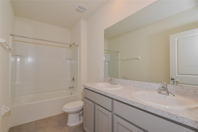 16935 Trite Bend St in Wimauma, FL - Building Photo - Building Photo