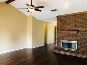 229 Glenwood Dr in Coppell, TX - Building Photo - Building Photo