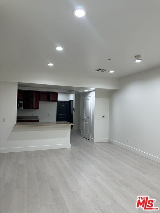 962 S Gramercy Dr in Los Angeles, CA - Building Photo - Building Photo