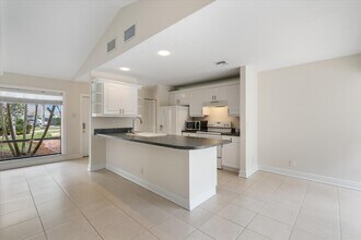 1394 Gallinule Cir in Delray Beach, FL - Building Photo - Building Photo