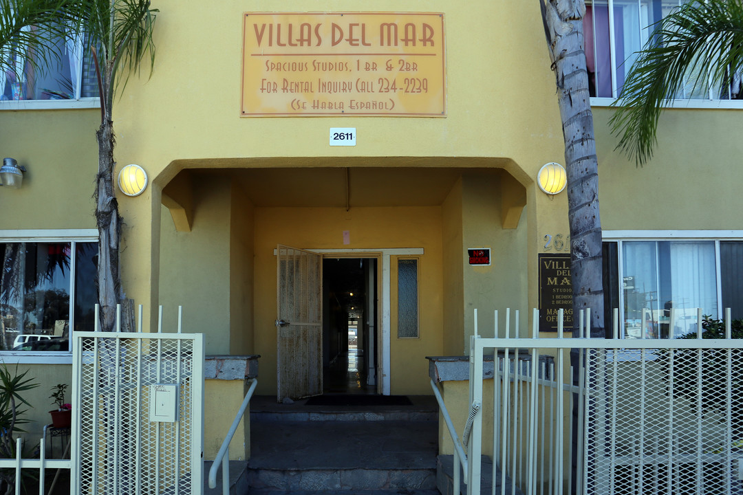 Vista Del Mar in San Diego, CA - Foto de edificio