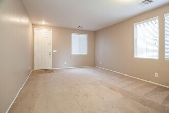 11592 Renzo St in Las Vegas, NV - Building Photo - Building Photo
